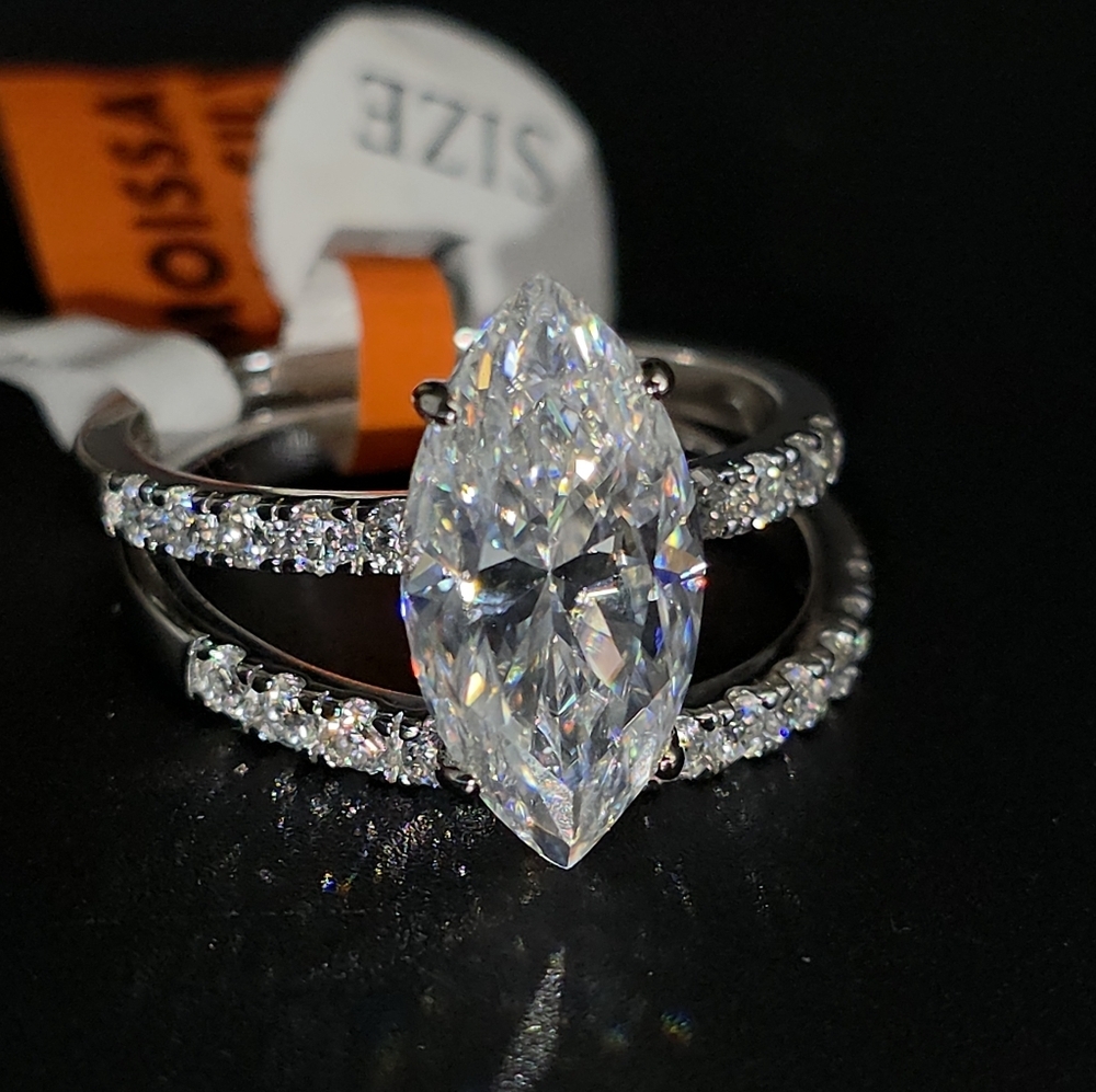 💎 Marquise Cut Moissanite Engagement Ring Set – 925 Sterling Silver – Size 9 - Picture 1 of 9